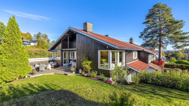 Velkommen til Reistadjordet 49, presentert av Terje Tveit i Krogsveen! Foto: Trond Reder