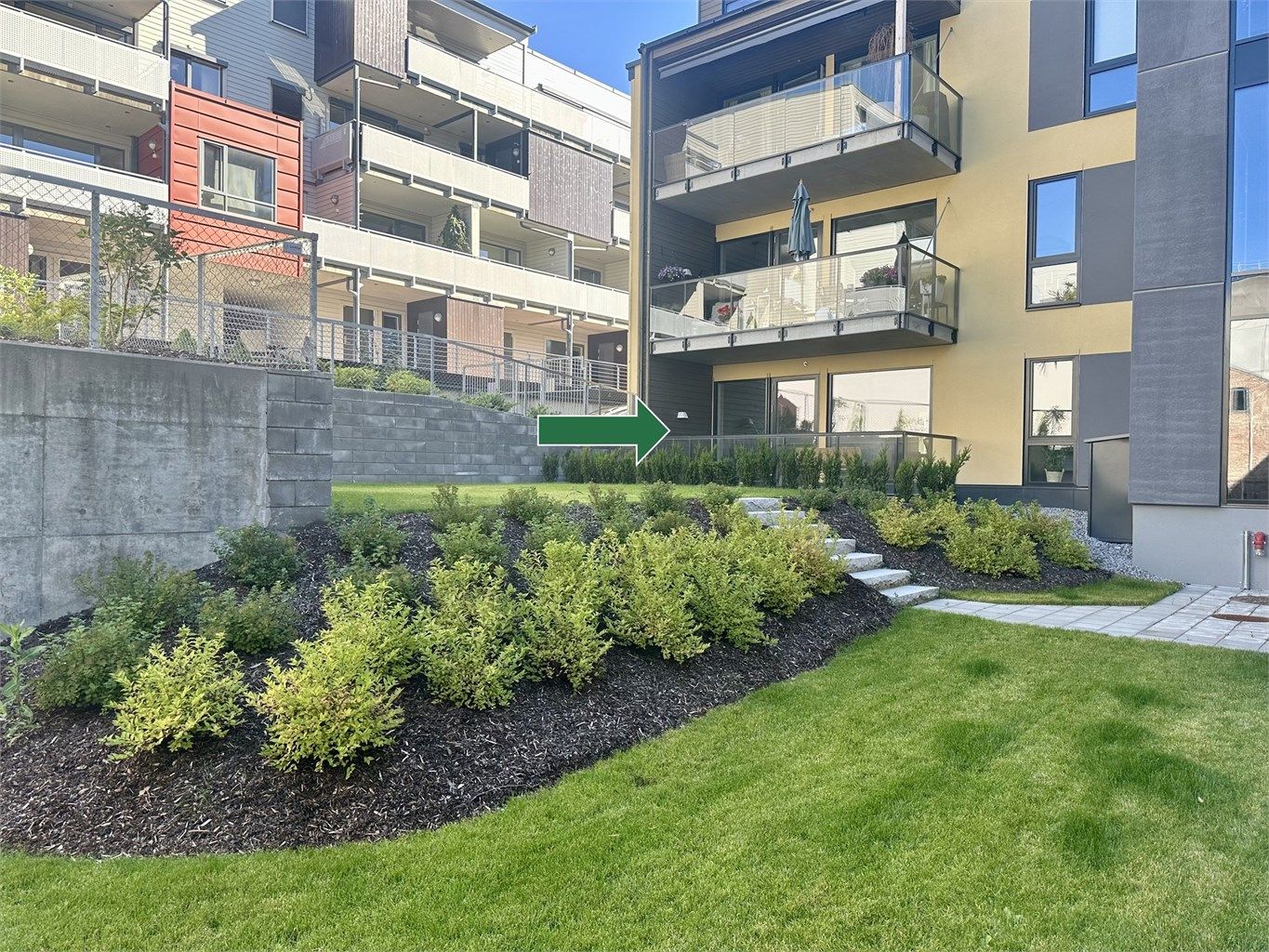 Terrasse/atrium - Privat sommerbilde fra tidligere annonse.
