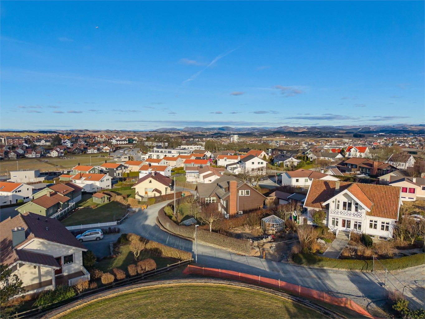 Området er attraktivt og etterspurt. Her er det et luftig og flott utsyn, rolig og barnevennlig, bare for å nevne noe.
Foto: Kristine Tofte