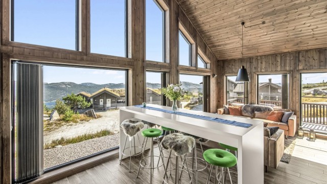 Moderne og innholdsrik hytte på toppen av Vrådal Panorama – ca. 700 m.o.h