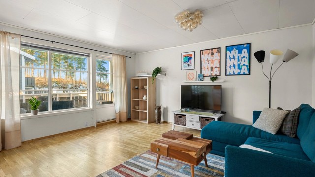 Velkommen til Vikåsen 57B - og denne innholdsrike 3-romsleiligheten beliggende i et rolig og ettertraktet område på Vikåsen/Ranheim!