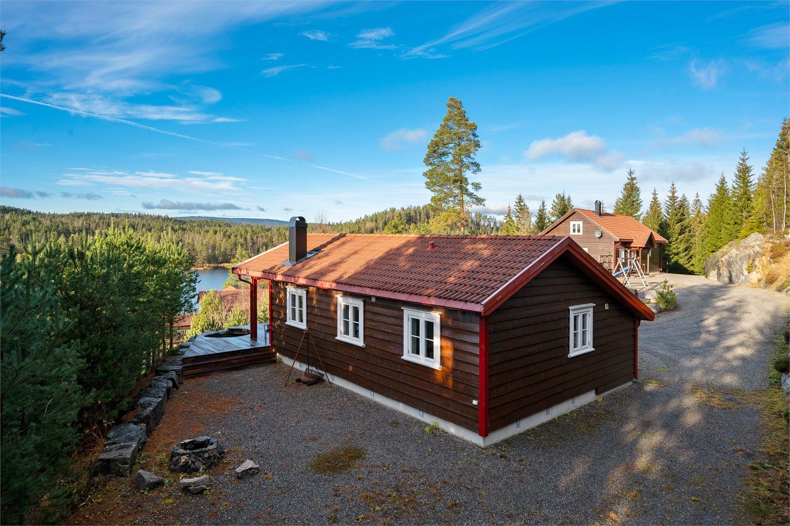 Endetomt med usjenert uteplass