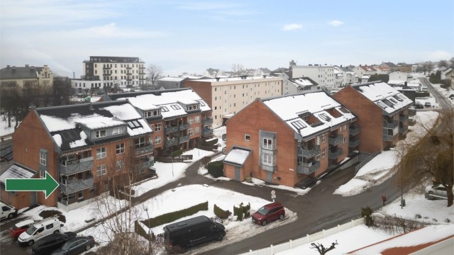 Herfra er det gangavstand til alt du trenger, inkludert Bibliotekkvartalet med butikker og apotek.