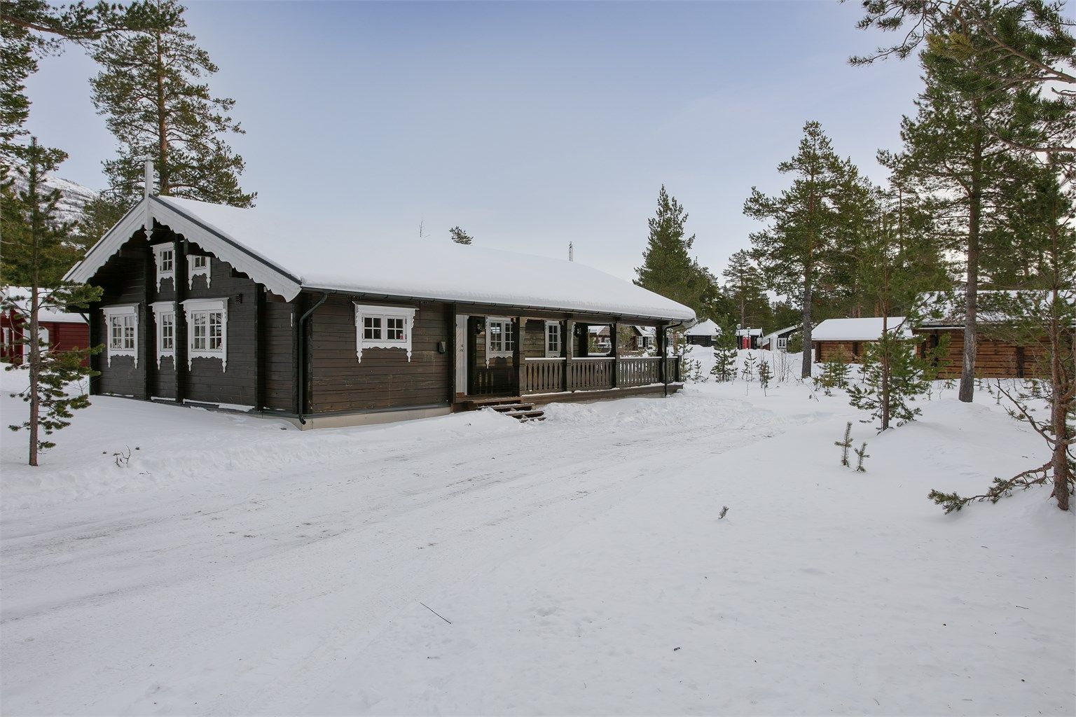 Velkommen til flott tømmerhytte beliggende i Bøvermoen hyttefelt - presentert av Eiendomsmegler/Partner Harald Osdal