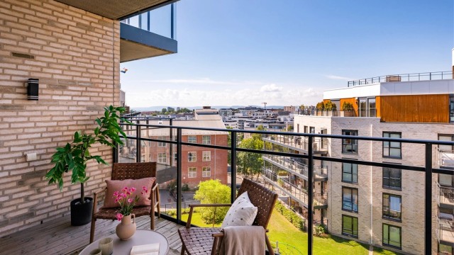 Morten Frølich v/Eiendomsmegler Krogsveen ønsker deg velkommen til Malerhaugveien 32B!