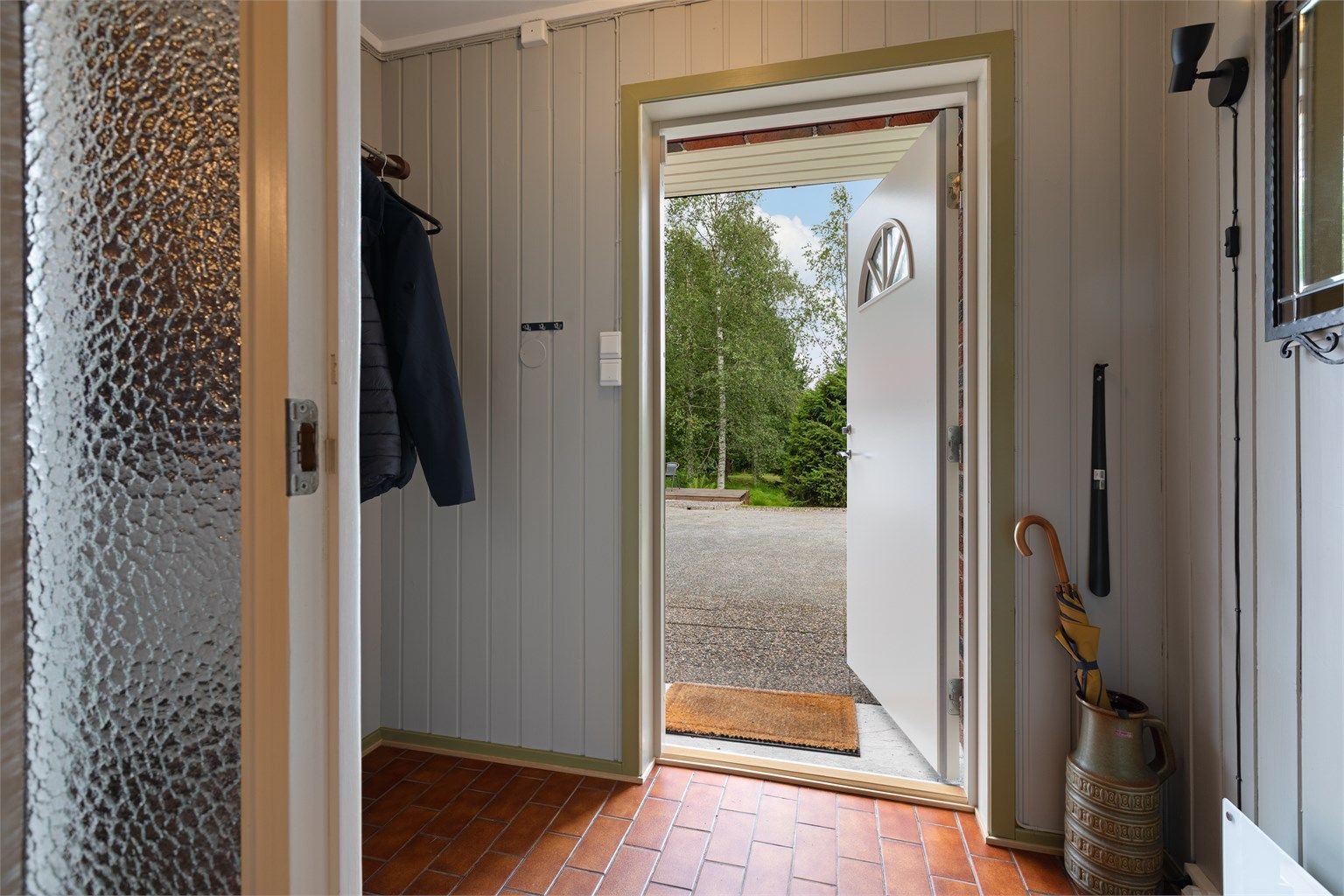 Entre - Velkommen inn