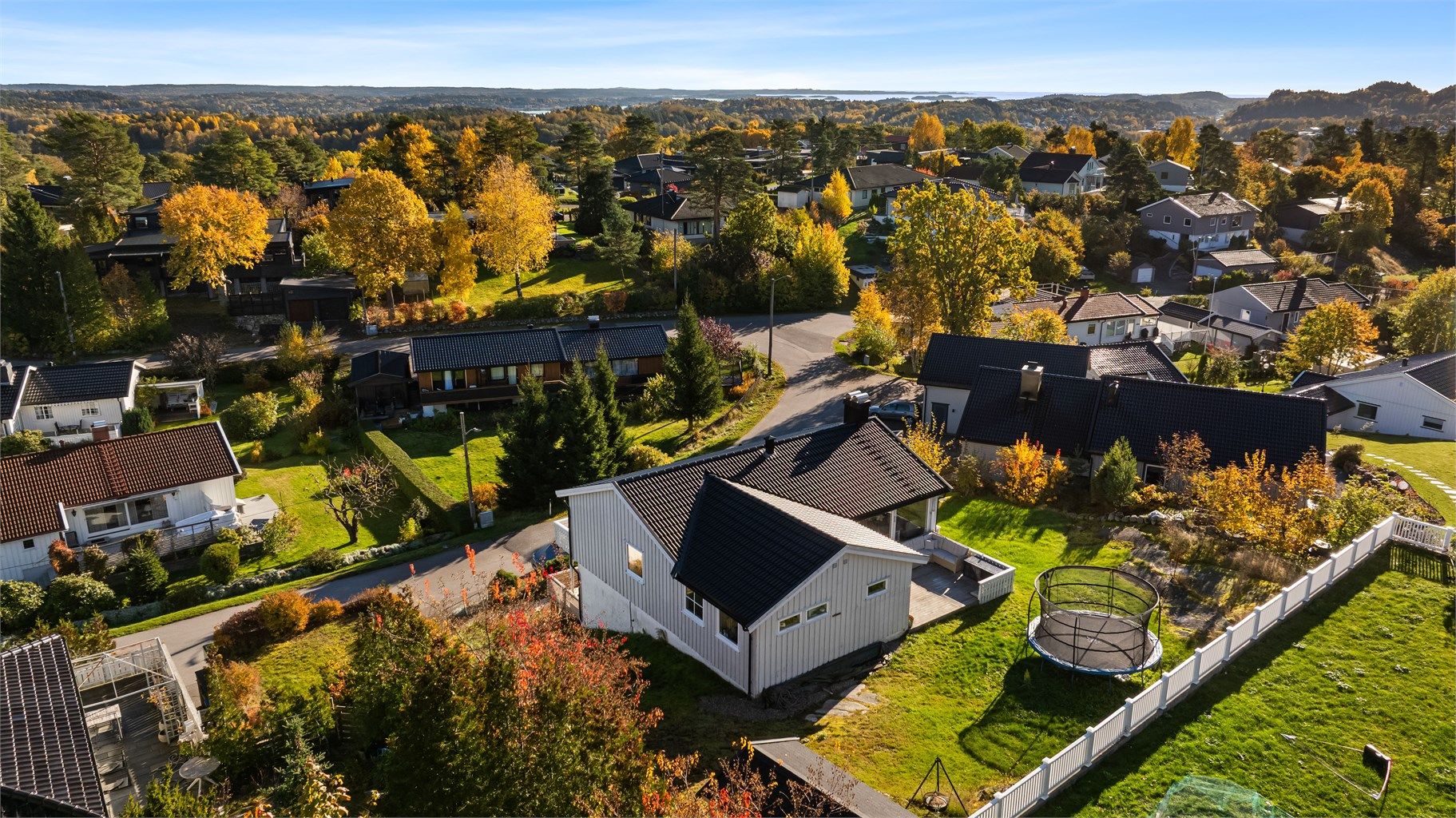 Eiendommen ligger i et rolig og etablert boligområde på Hasleåsen. Foto: [Maciej Krzysztof Krawczyk]