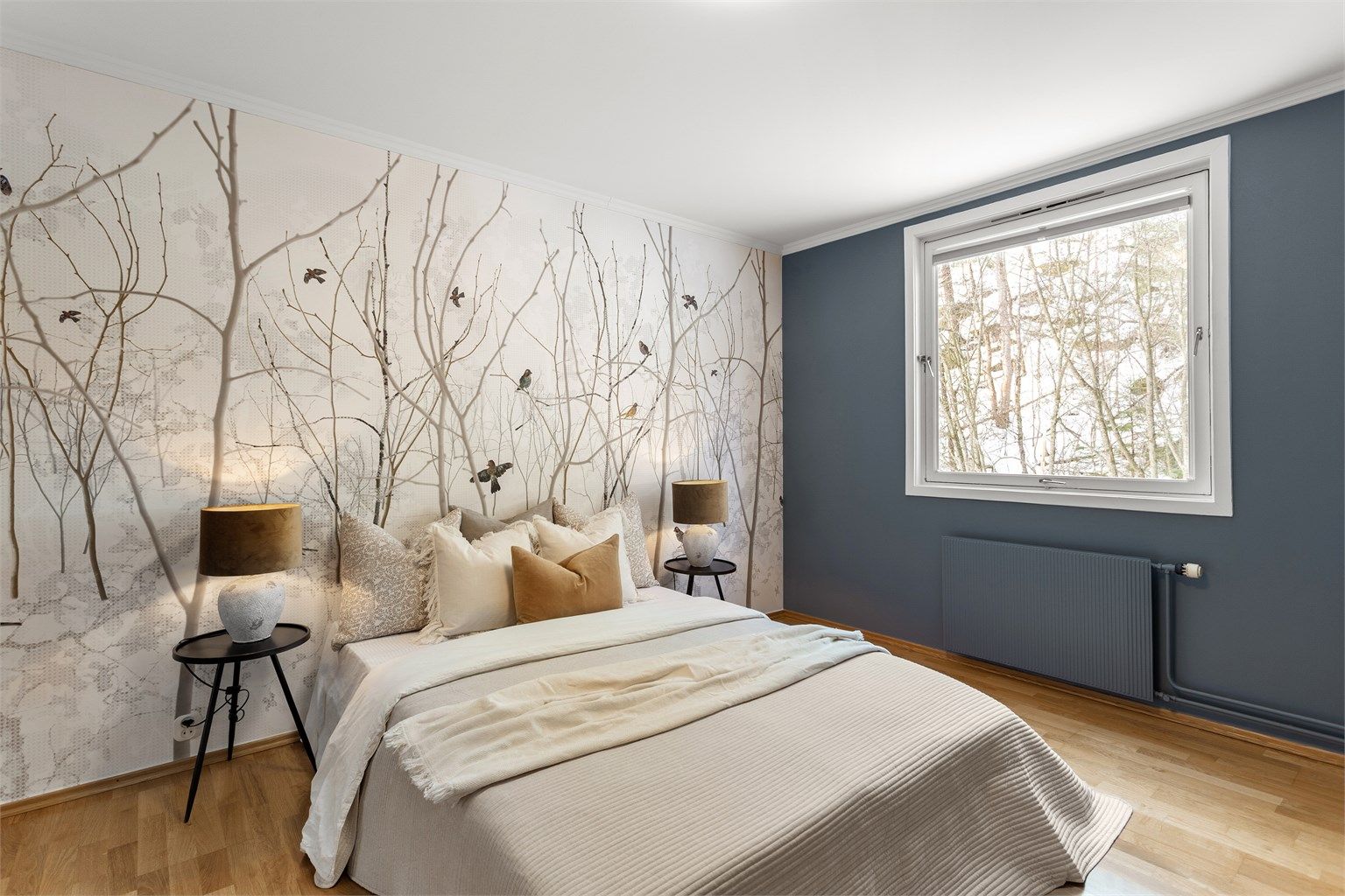 Soverom 1 med oppvarming via radiatorer med vannbåren varme