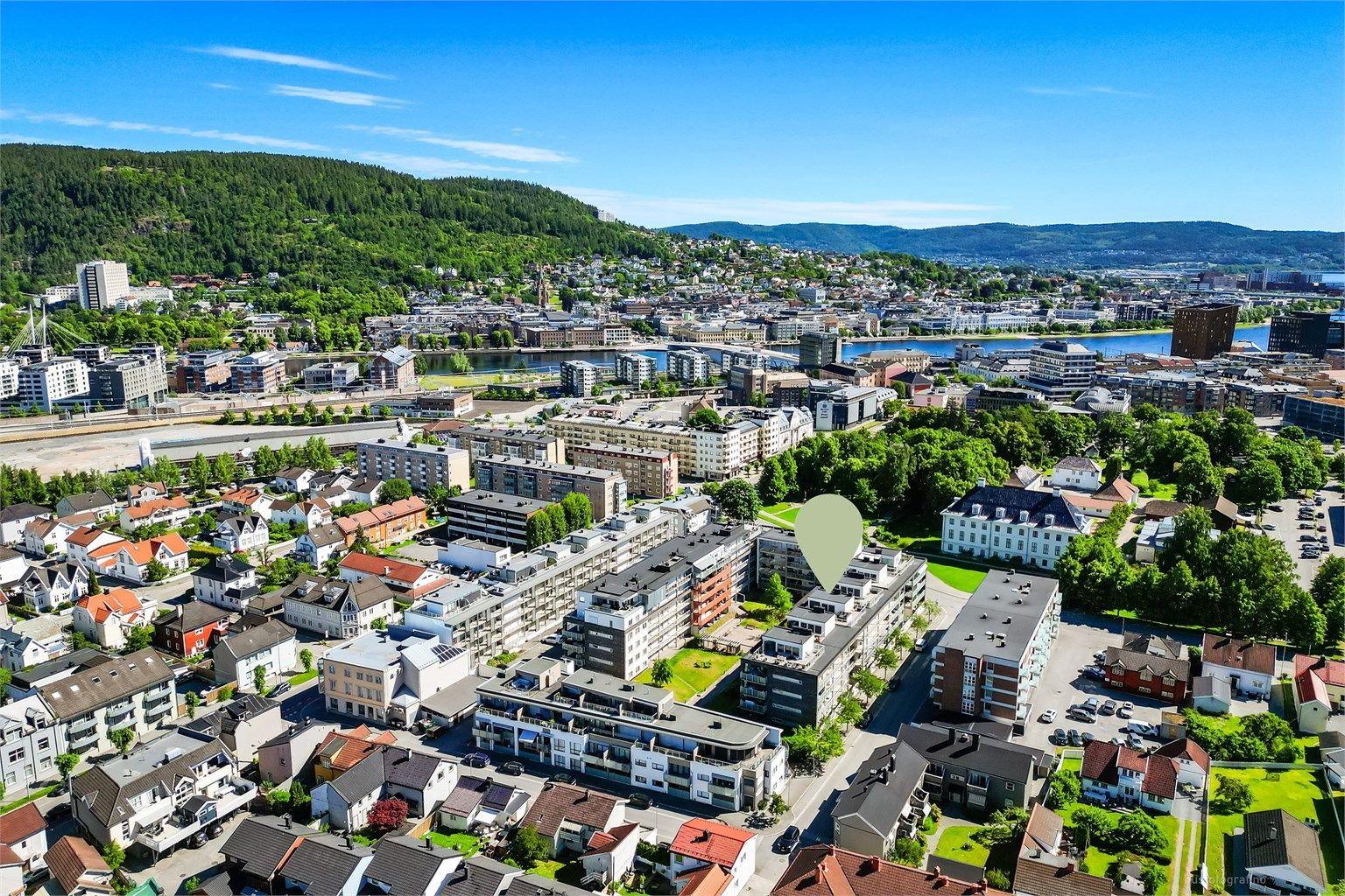 Attraktiv og sentral beliggenhet i rolig sidegate.
Foto: Haiman Askari