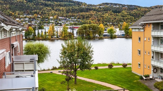 Utsikt fra balkongen.