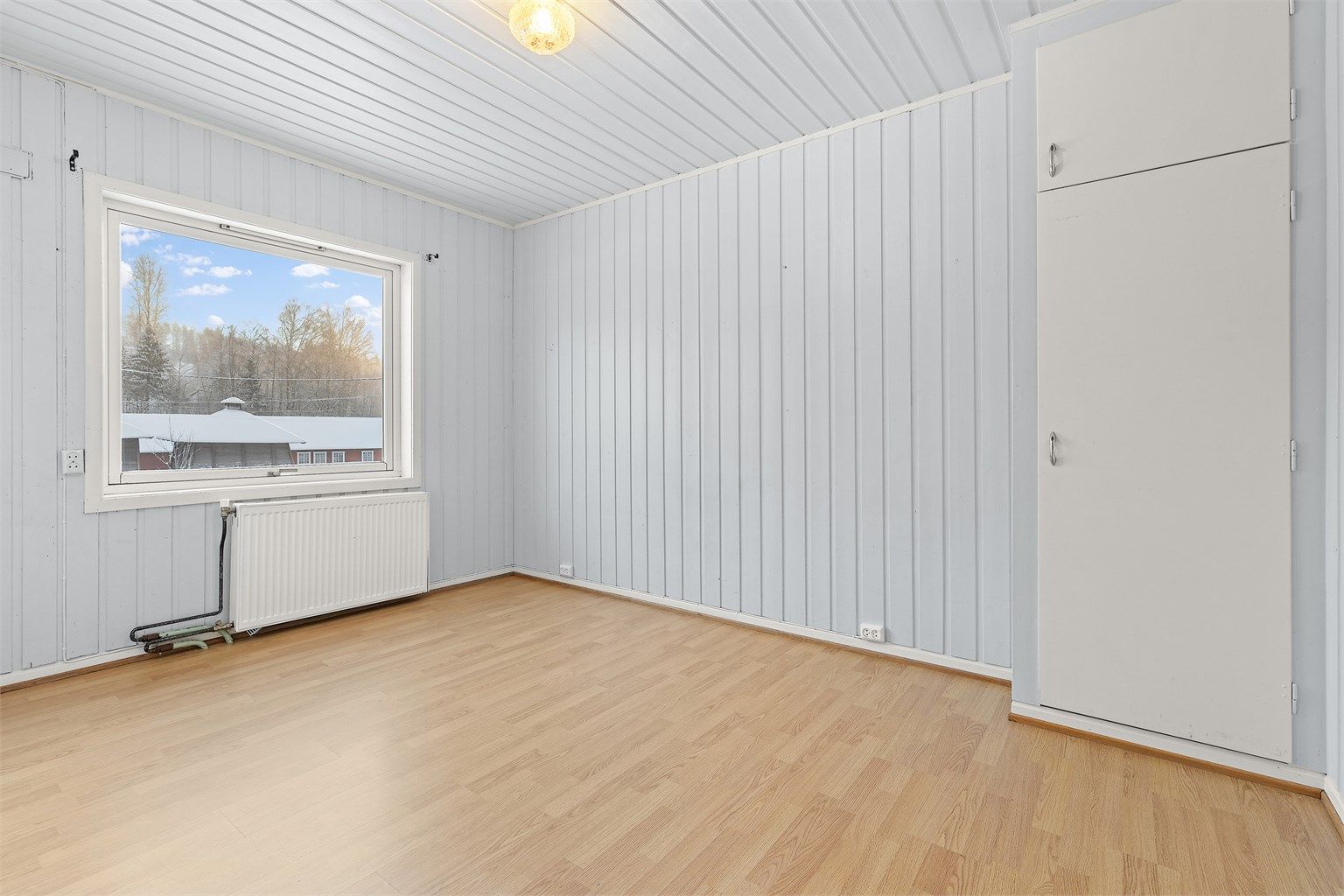 Soverom 2 i leilighet i miden i 1 etg.