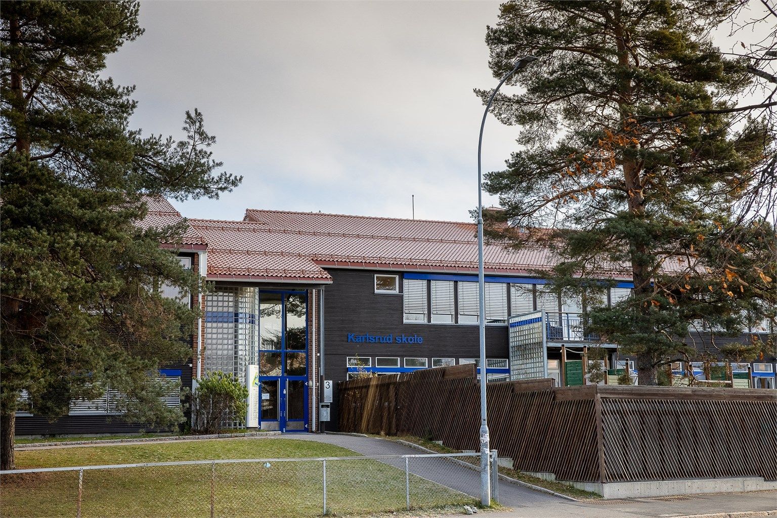 Kort og lite trafikkert skolevei til Karlsrud skole