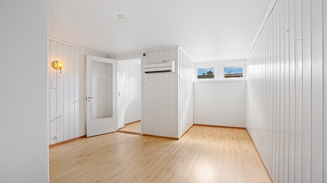 Hall og vindfang