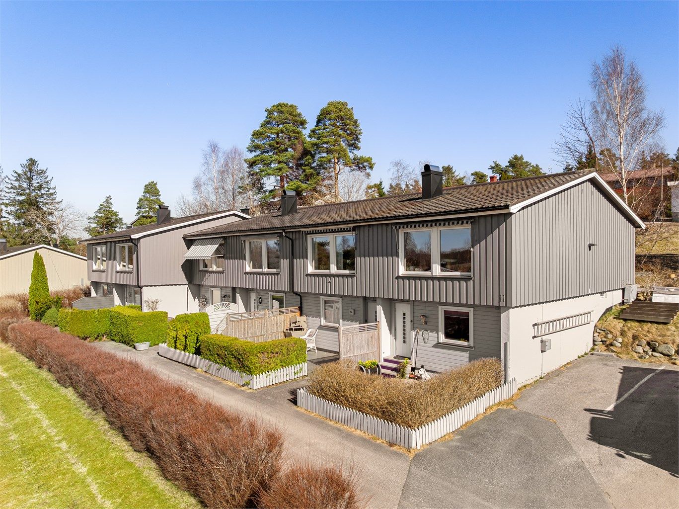 Sandvollveien 11F presenteres av Krogsveen v/Jonathan Dahl. Fotograf; Kristoffer Kristiansen.