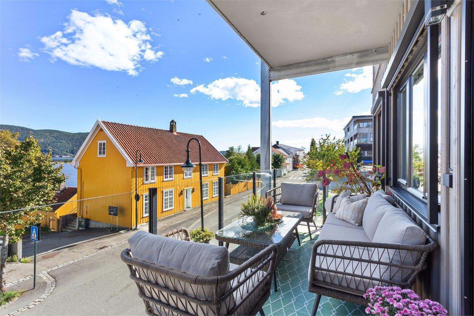 Moderne og lekker 4-roms eierleilighet i enden av 2. etasje