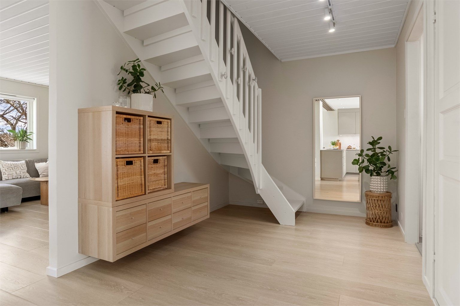 Trappegang til husets 2.etasje