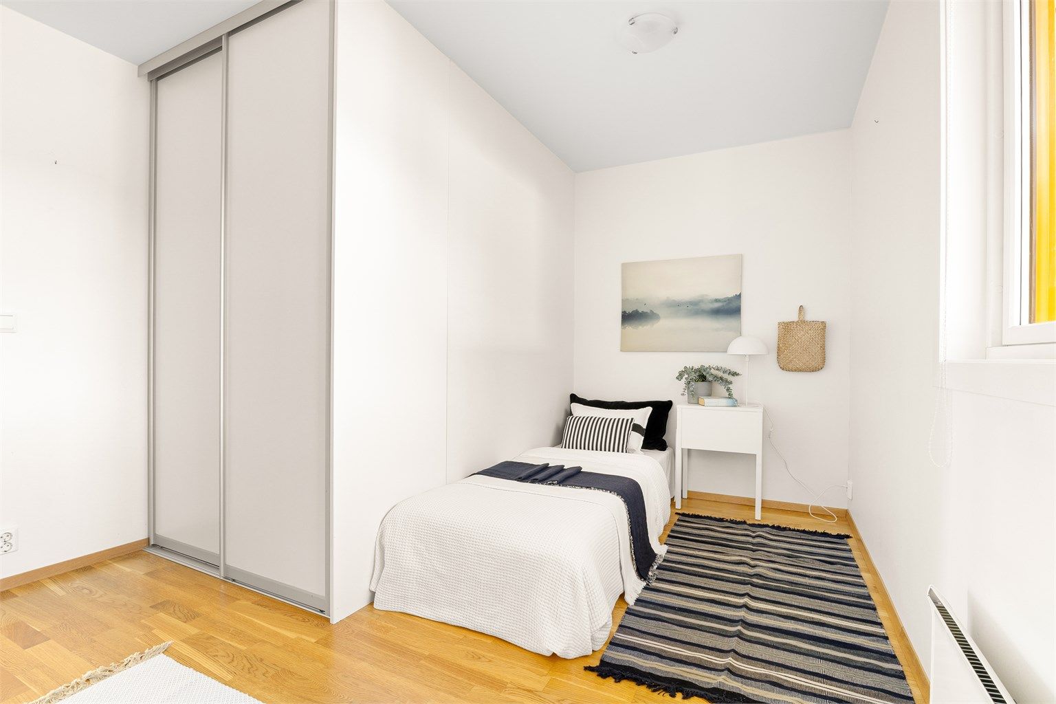 Soverom 2 er også av god størrelse.