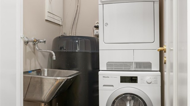 Bod/vaskerom med ny 200L varmtvannsbereder fra 2023