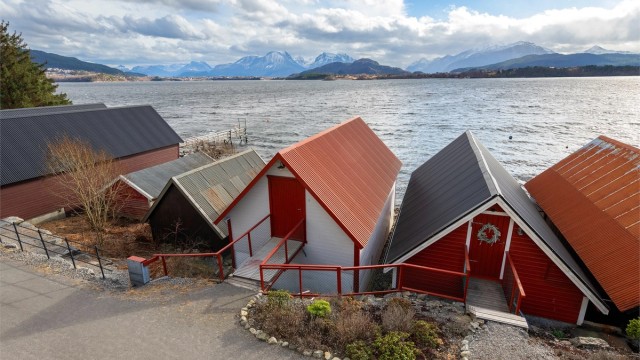 Dronebilde tatt fra nord mot syd