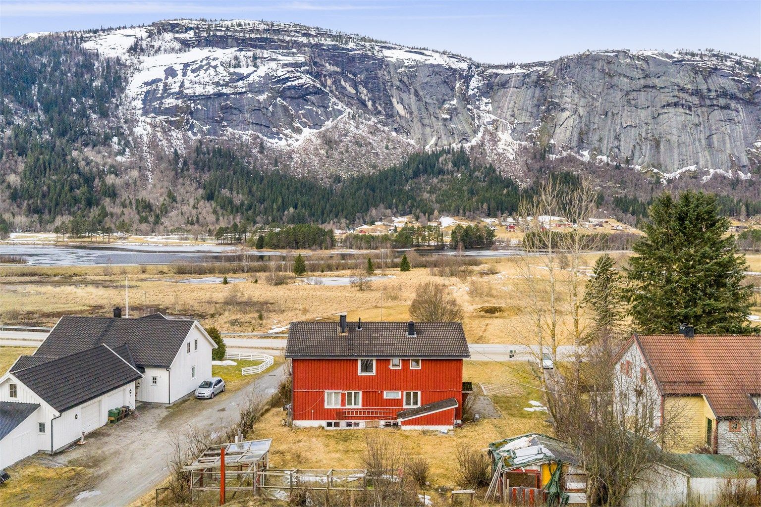 - Velkommen til Nordibøvegen 28 - 