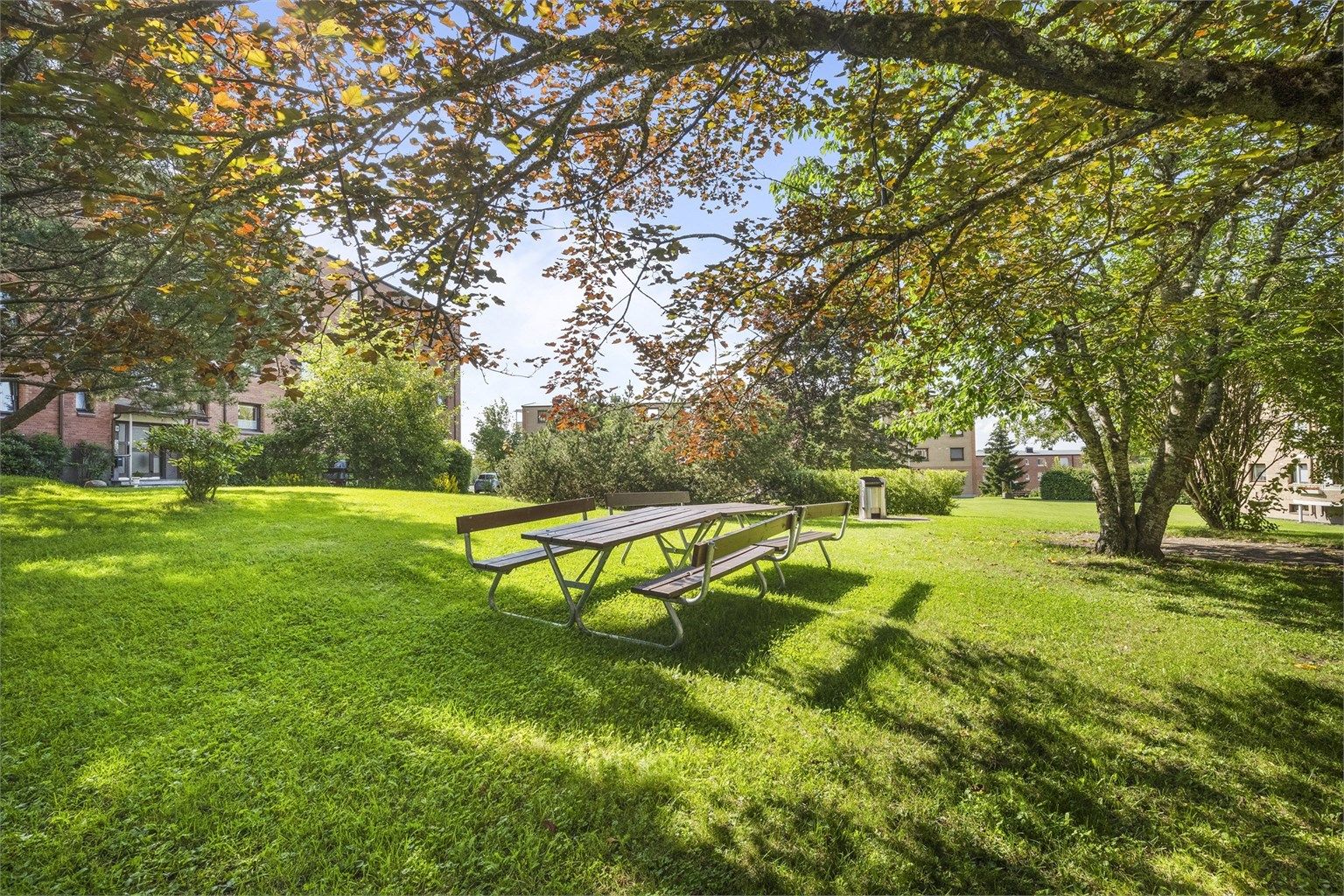 Flotte sittegrupper i fellesarealene, sommerstid.