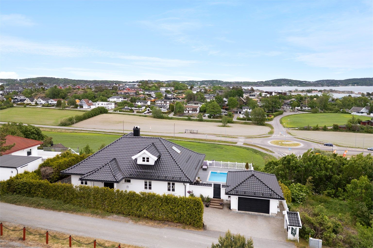 Utsyn over omkringliggende områder. 