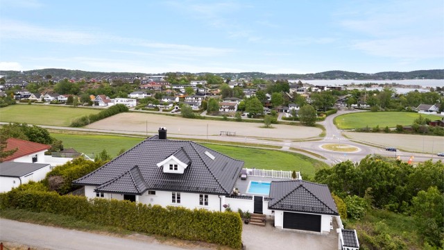 Utsyn over omkringliggende områder.