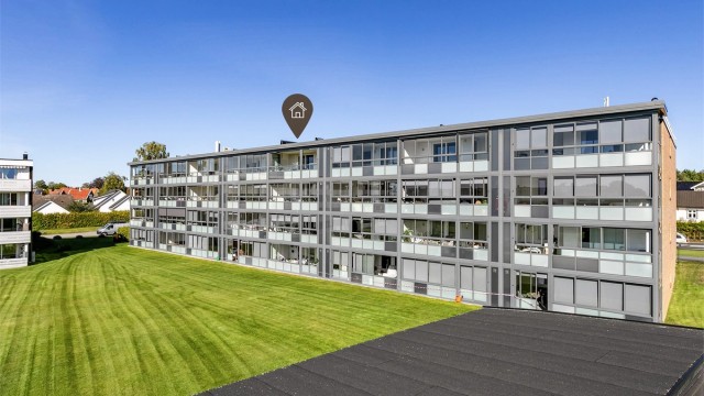 Kallumlia 3B presenteres av Krogsveen. Leiligheten er gjennomgående i øverste etasje.
Fotograf; Børge Oppegård.