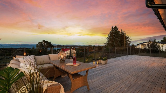 Bakkavegen 74 er en idyllisk fritidseiendom.