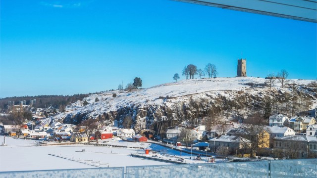 Utsikt mot Tønsberg og Slottsfjell.
