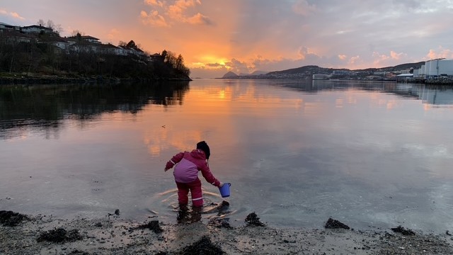 Kort vei til flotte tur- og rekreasjonsområder - her fra Sandingane like ved.
Bilde tatt av selger