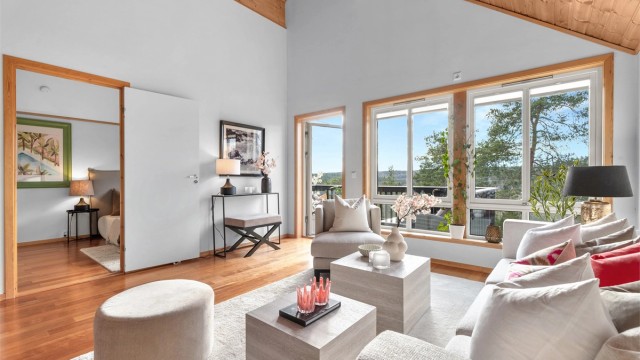 Velkommen til Toppenhaugen 57 - Flott beliggende toppleilighet i et populært boområde sentralt i Oppegård syd!