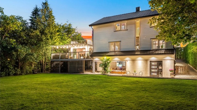 Velkommen til Oberst Rodes vei 50D - Solrik og pen enebolig | Flotte utearealer | Dobbelgarasje | Tilbaketrukket og skjermet | Barnevennlig