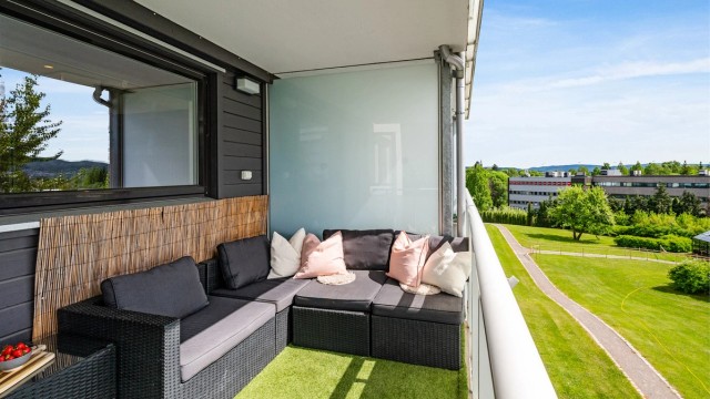 Krogsveen v/Nhut Nam Huynh har gleden av å presentere Ammerudveien 27A!