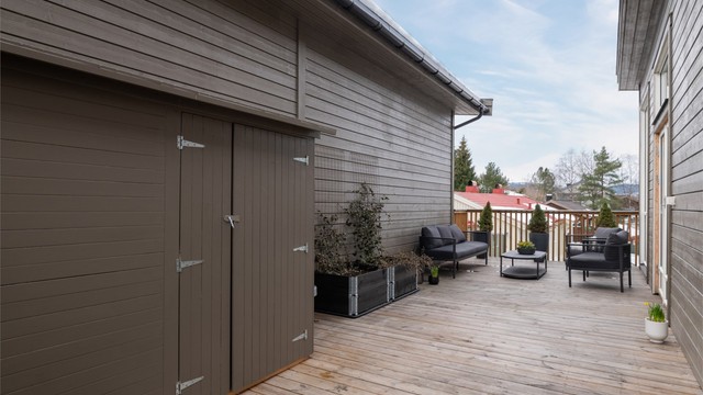 Boligen har tilhørende utvendig bod på 5 kvm.