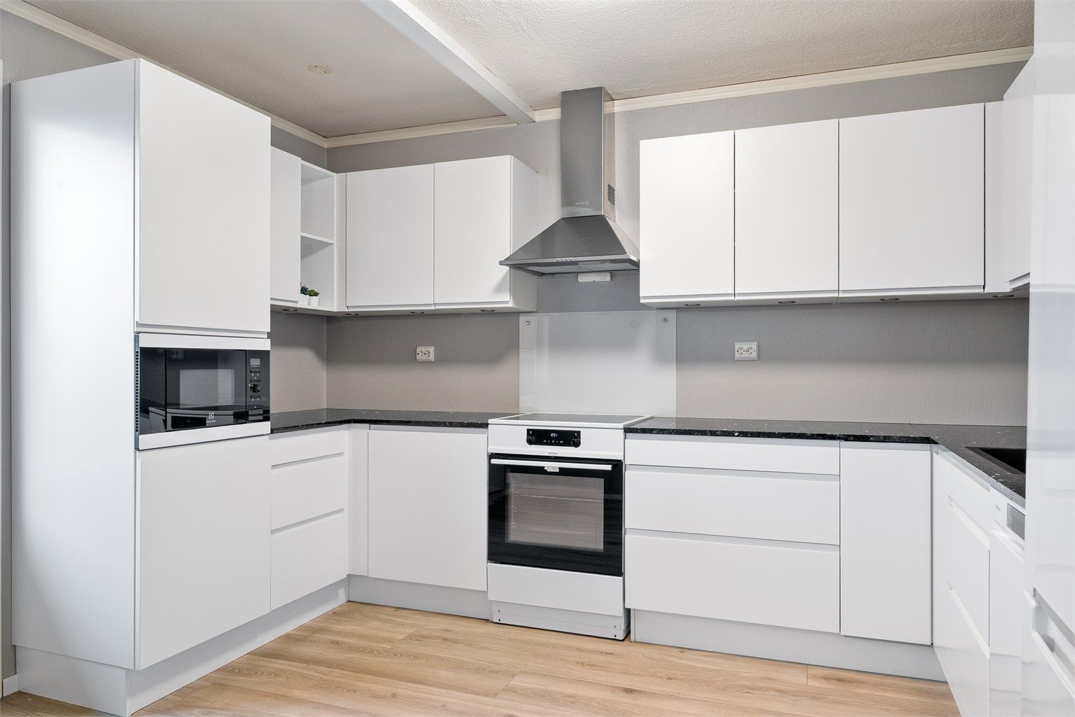 Leiligheten er renovert i 2018/19 av Frøiland Bygg