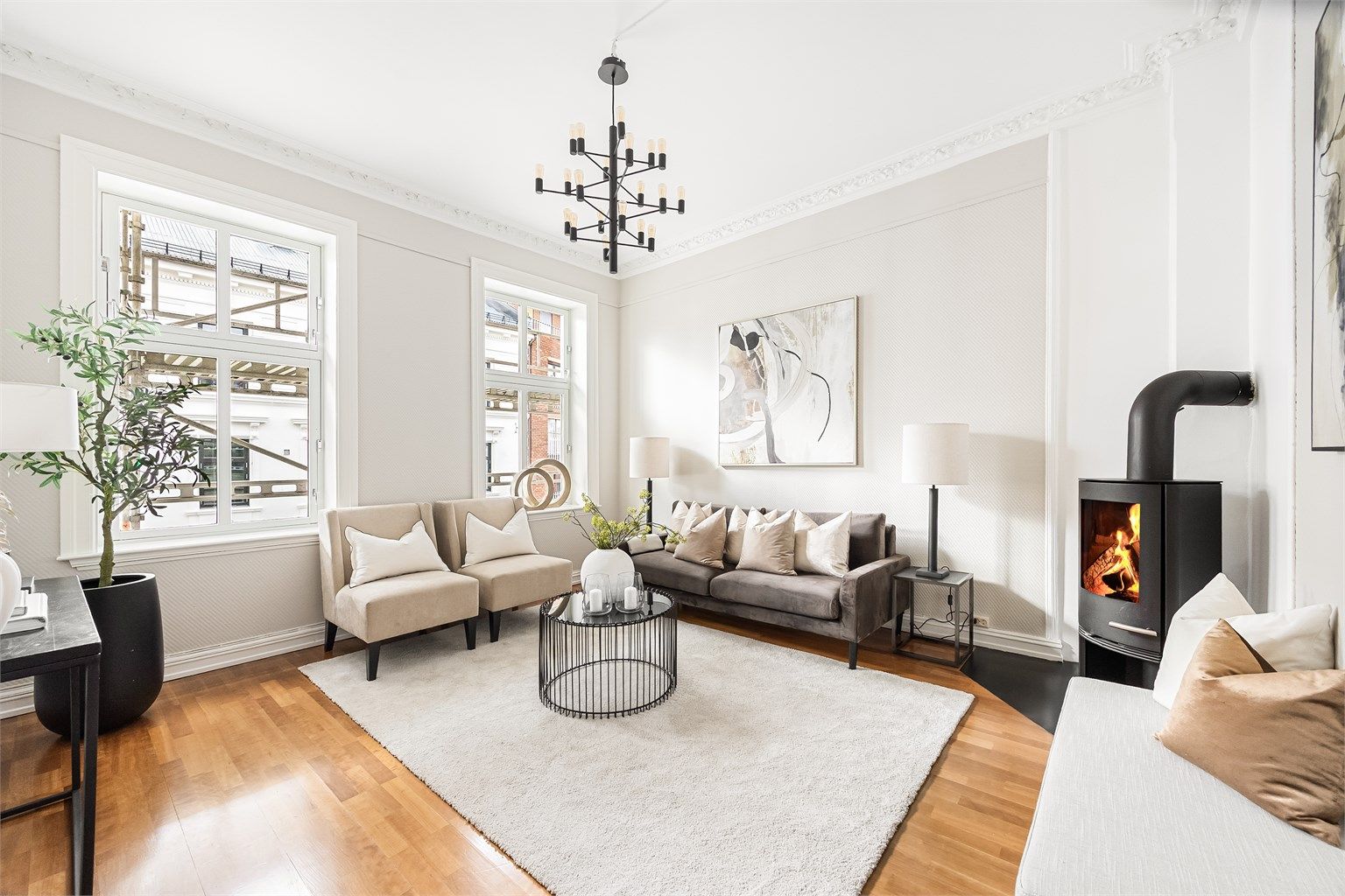 Velkommen til Briskebyveien 17B! - Presentert av Sara Marie Zachariassen v/ Eiendomsmegler Krogsveen. Foto: Marit Andersen.