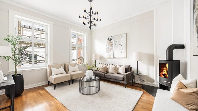 Velkommen til Briskebyveien 17B! - Presentert av Sara Marie Zachariassen v/ Eiendomsmegler Krogsveen. Foto: Marit Andersen.