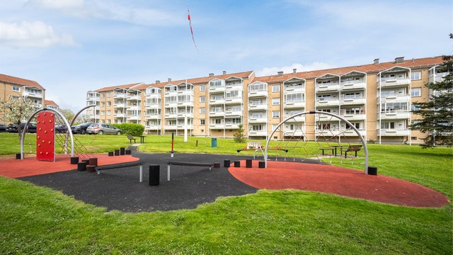 Leiligheten er tilknyttet Akerli Borettslag og består av 406 andeler
