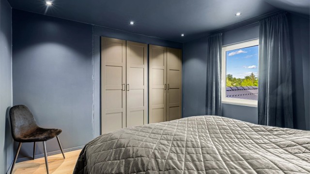 Innebygget garderobe.