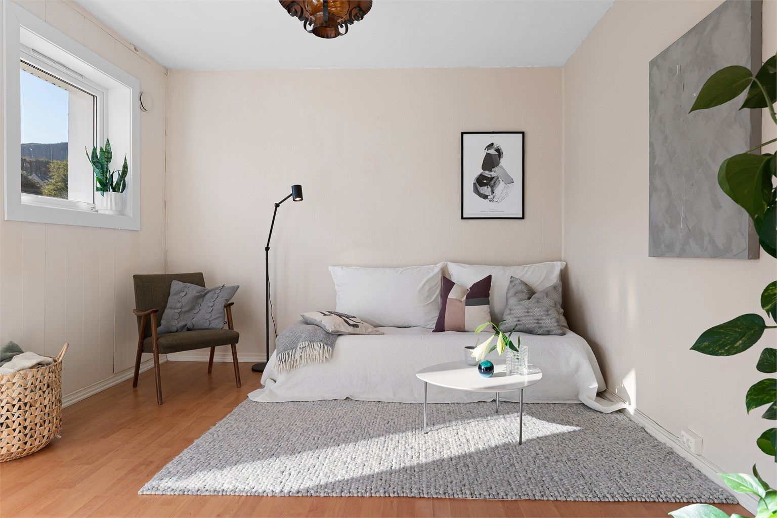 Lys og fin ett-roms med sentral beliggenhet på Melkeplassen 