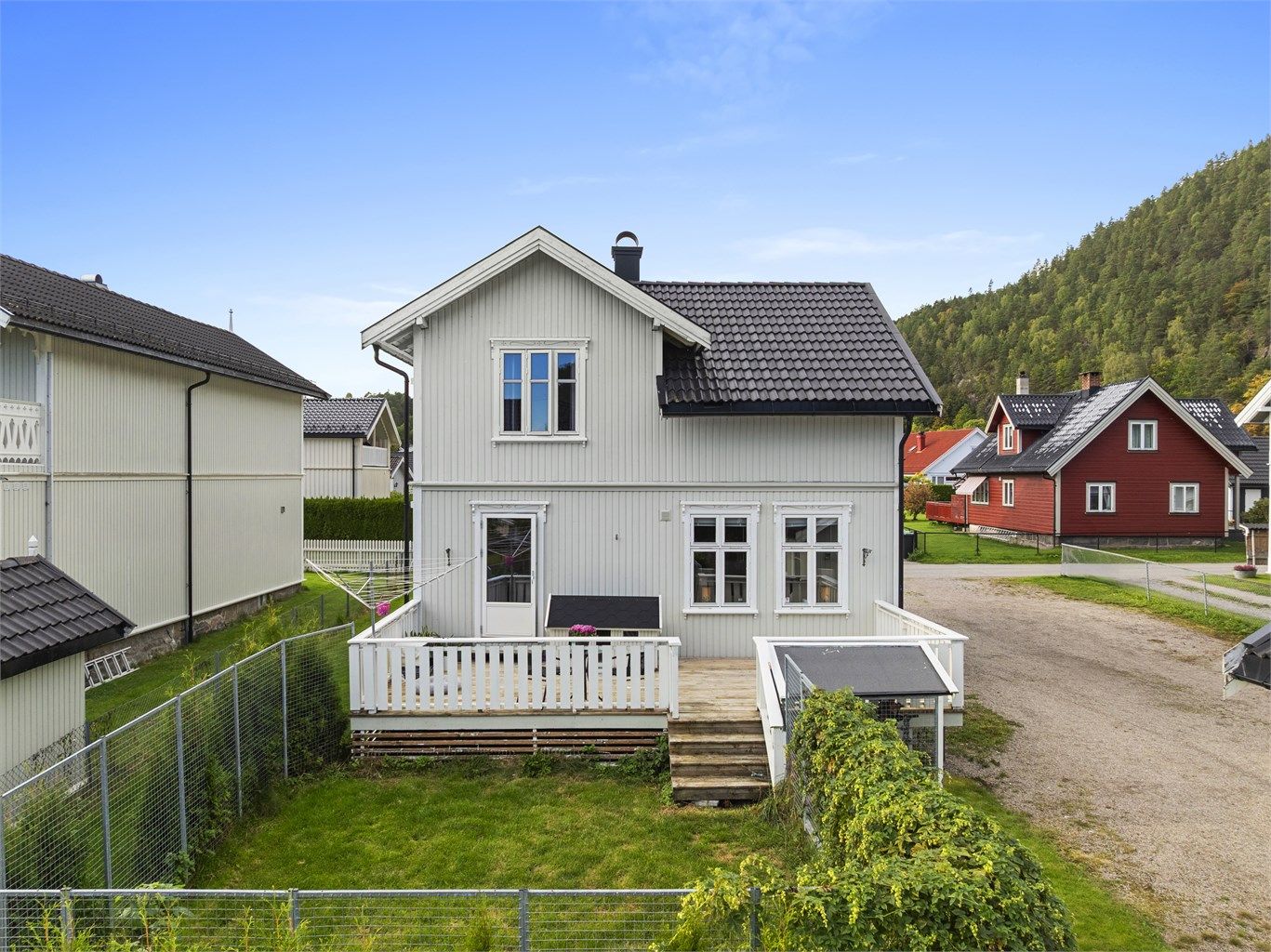 Boligområdet ligger idyllisk til ved Skiensvassdraget og Norsjø, og byr på fine naturopplevelser året rundt.