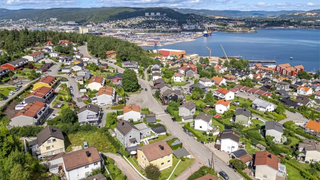 Gangavstand til Nordbykollen med regulerte friarealer, flott turterreng og lysløype