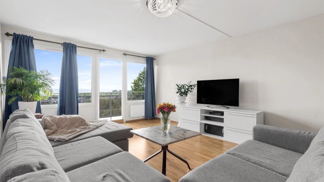 Velkommen til Huldreveien 31, presentert av Pojan Eskandari i Krogsveen!