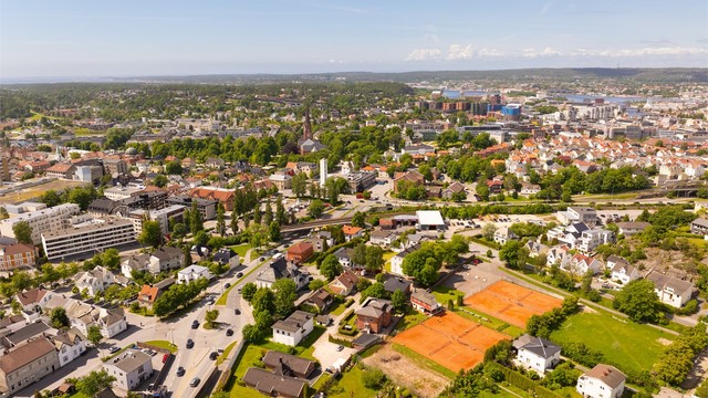 I bysammenheng er St.Croix et meget sentralt område. Alle sentrums fasiliteter og tilbud er dermed lett tilgjengelig i det daglige.