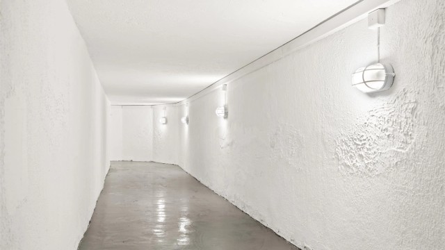 Underjordisk gang mellom huset og garasjen