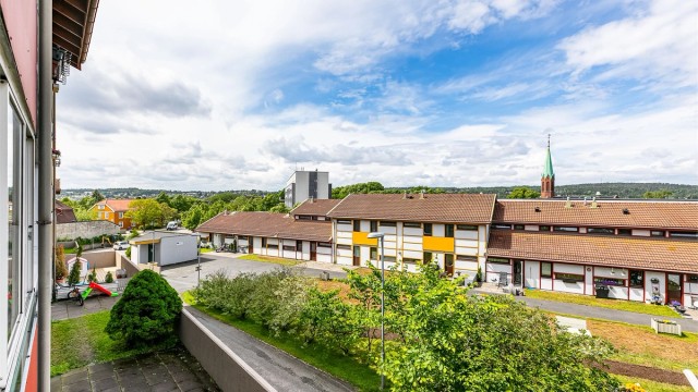 Utsyn fra innglasset veranda, til Jeløy i syd og vest.