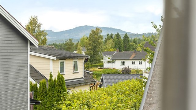Utsikt fra soveromsvindu.