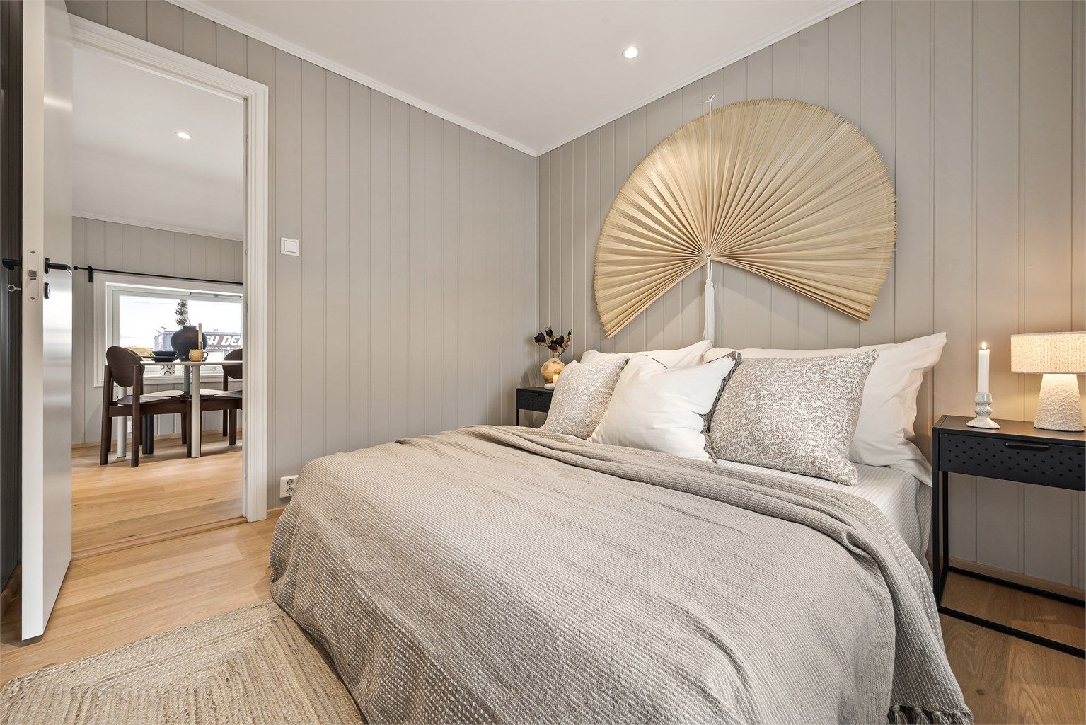 Boligen har to soverom.