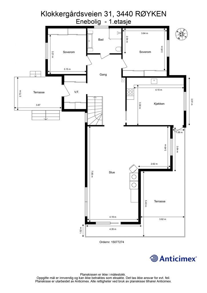 Plantegning for 1. etasje, som inneholder boligens sosiale sone, to soverom og et nytt bad.